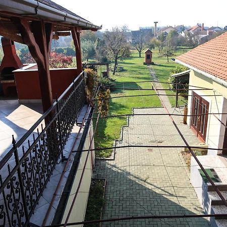 Appartamento Apartman Kaya Ðakovo Esterno foto