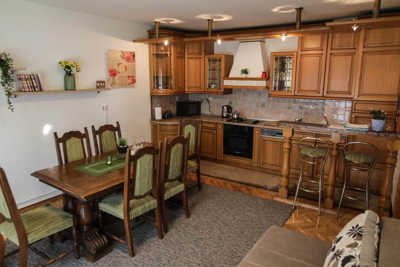 Appartamento Apartman Kaya Ðakovo Esterno foto