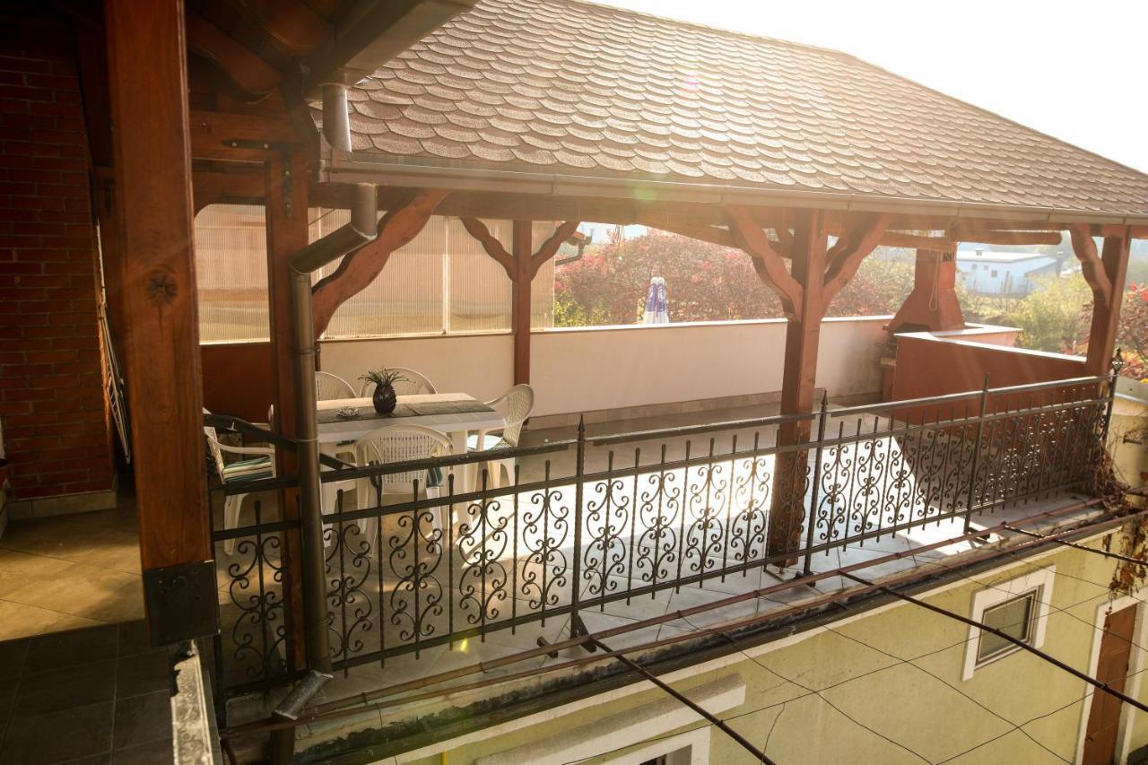 Appartamento Apartman Kaya Ðakovo Esterno foto