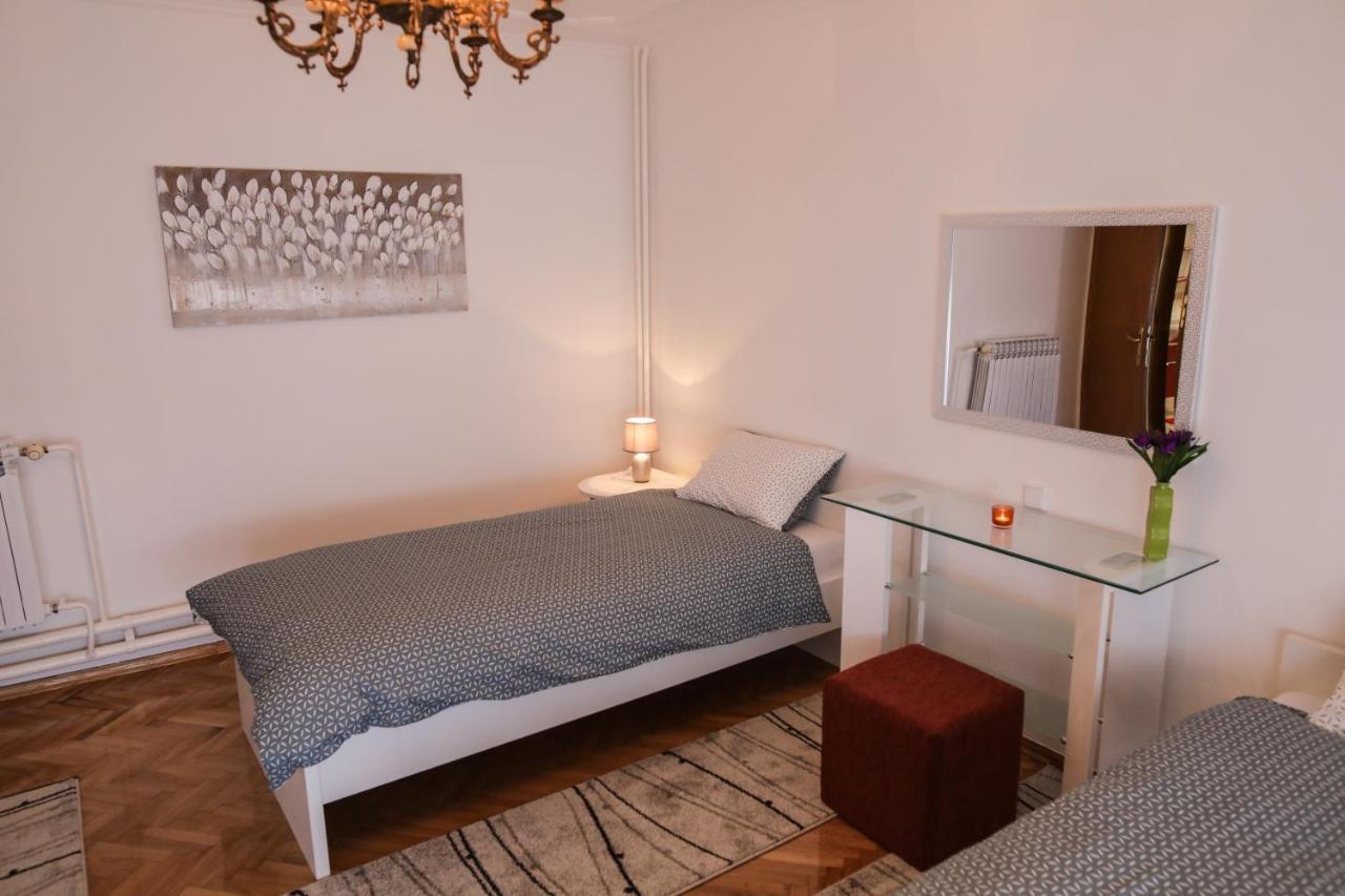 Appartamento Apartman Kaya Ðakovo Esterno foto