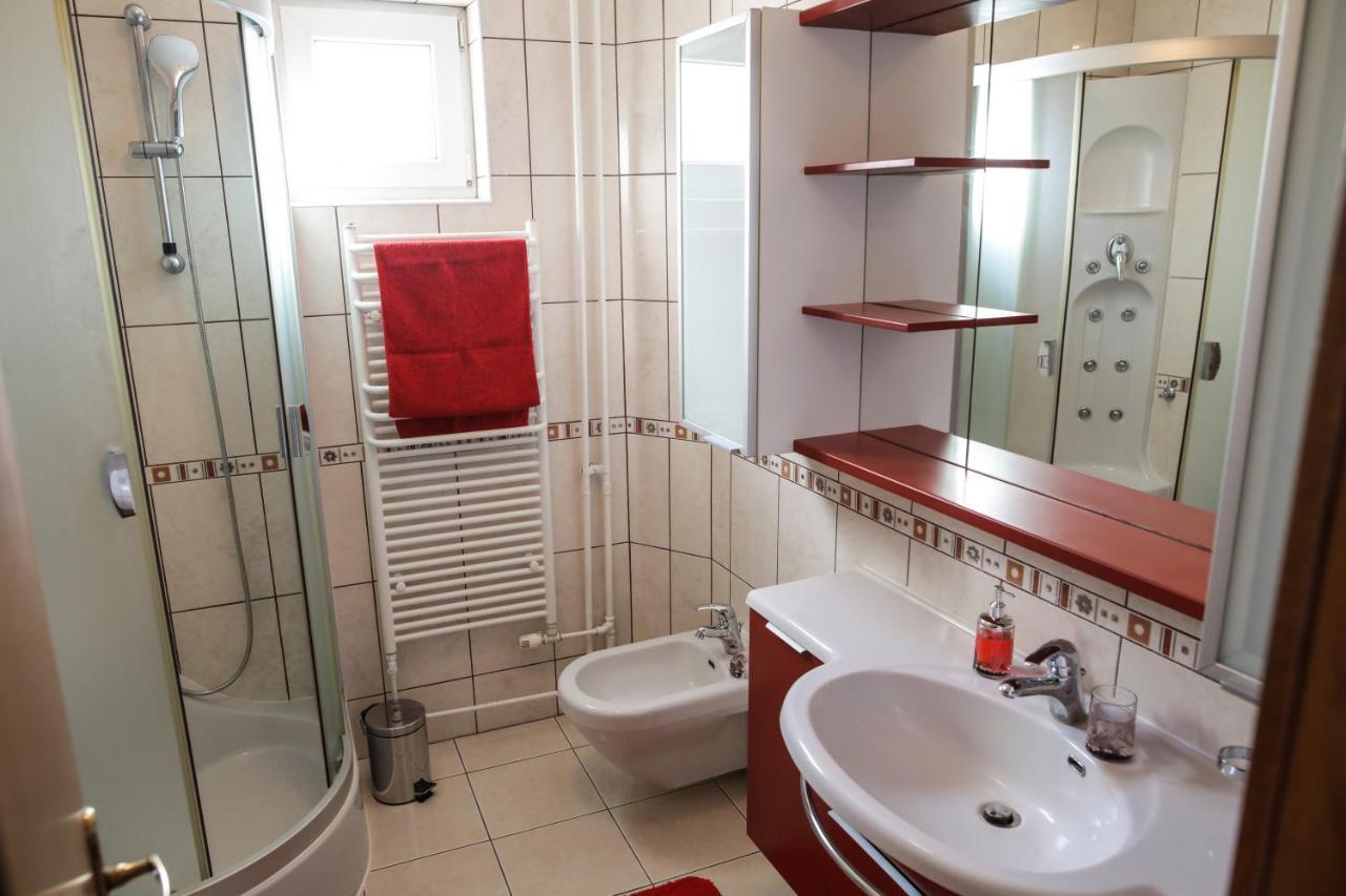 Appartamento Apartman Kaya Ðakovo Esterno foto