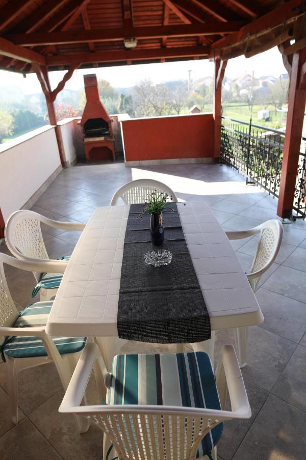 Appartamento Apartman Kaya Ðakovo Esterno foto