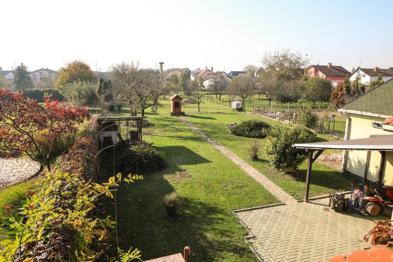 Appartamento Apartman Kaya Ðakovo Esterno foto